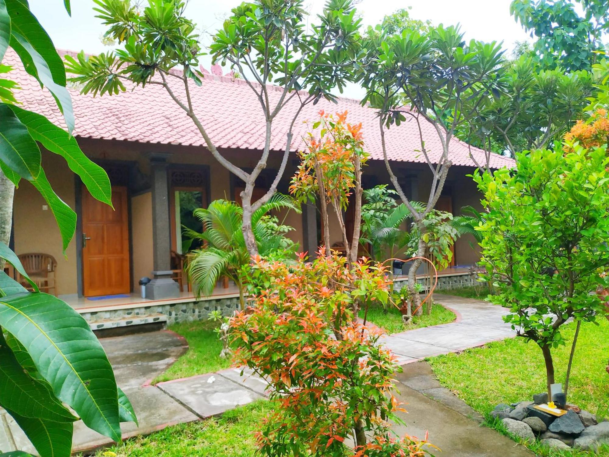 Asih Homestay Pemuteran Exterior foto